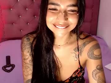 annie_camom