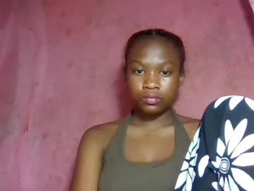 elinahhot1