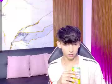 ethann_tay1