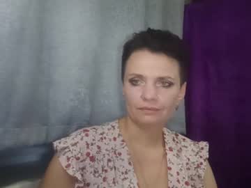 hotmamaqueen234