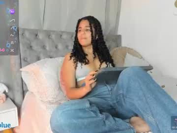 islaa_bluee
