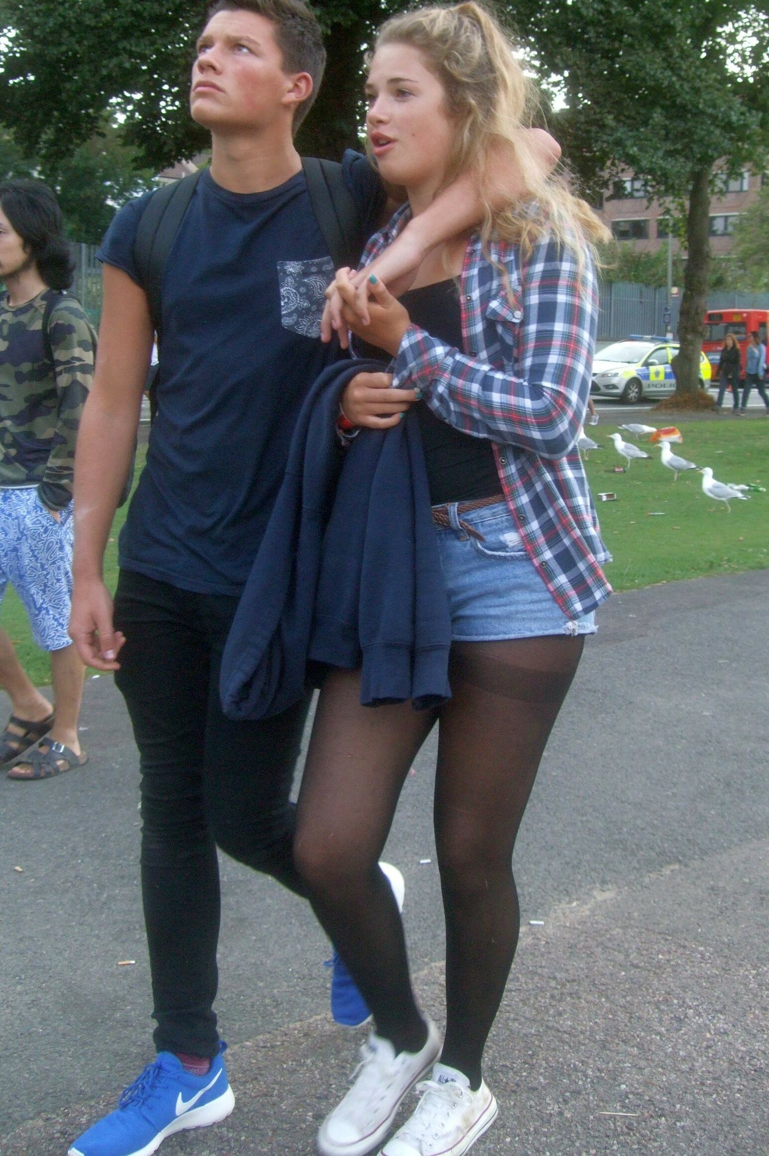 Street/public pantyhose 02 — 29