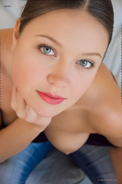 Hot blonde red lipstick stockings — 49