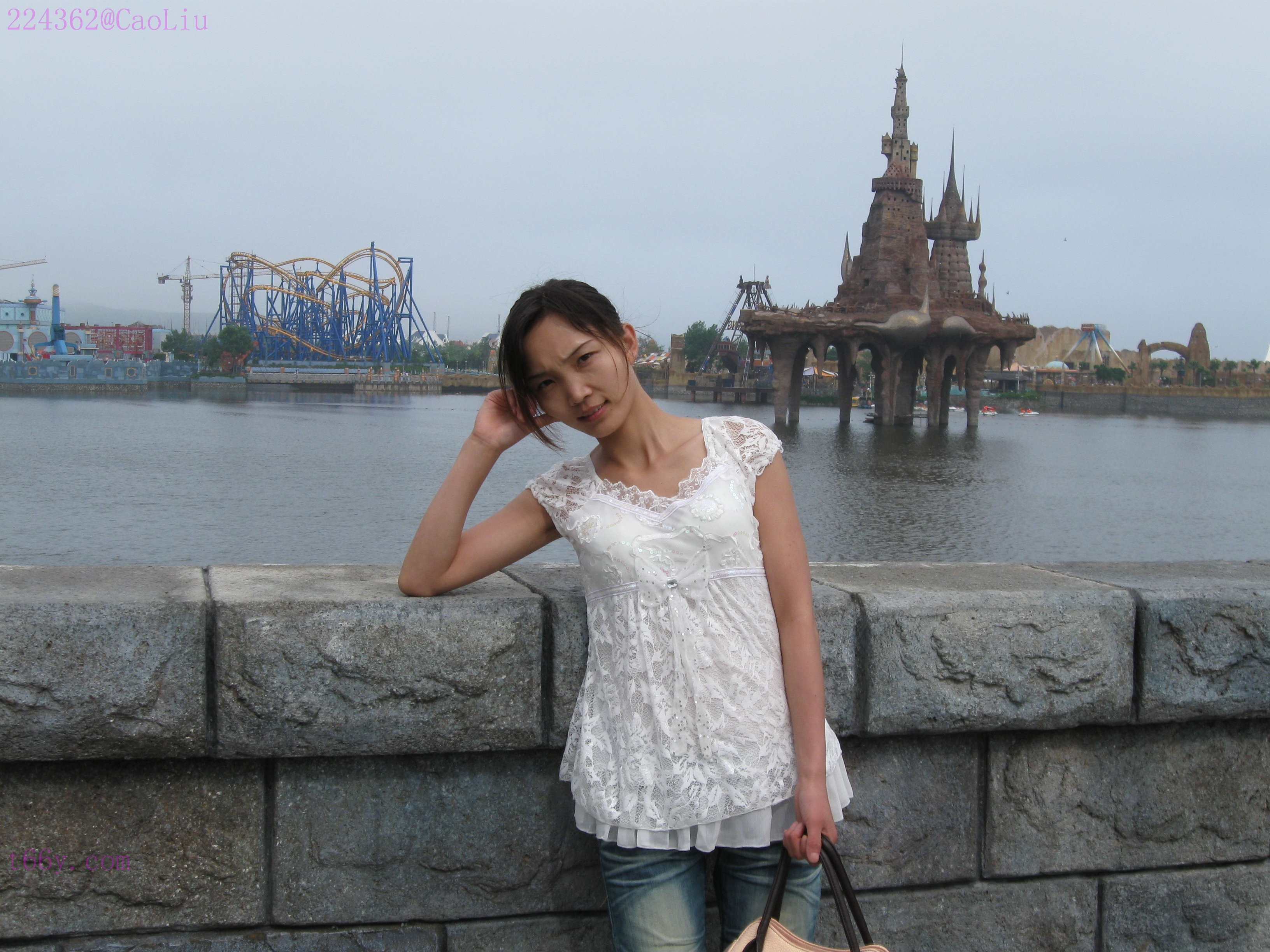 Sexy Chinese Lady Likes to Show — 31