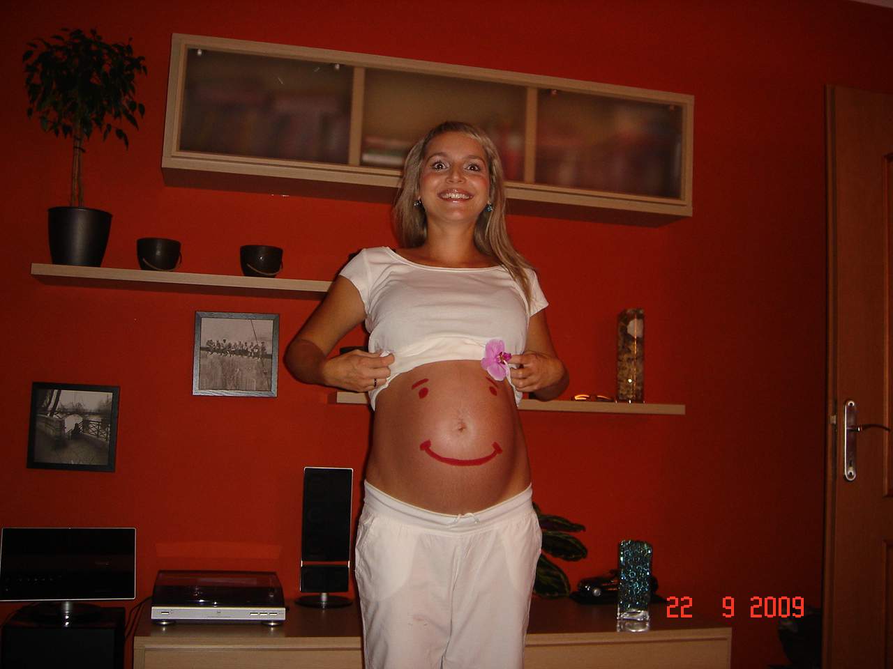 Blonde Czech preggo — 14