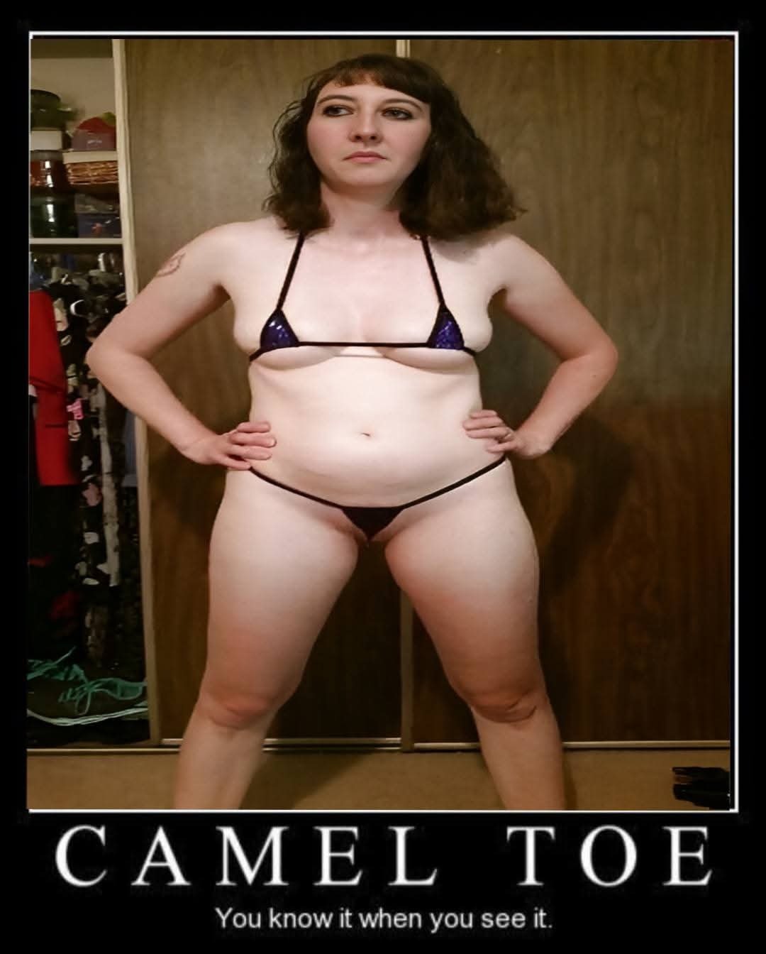Wifes cameltoe one of the best out there. — 16