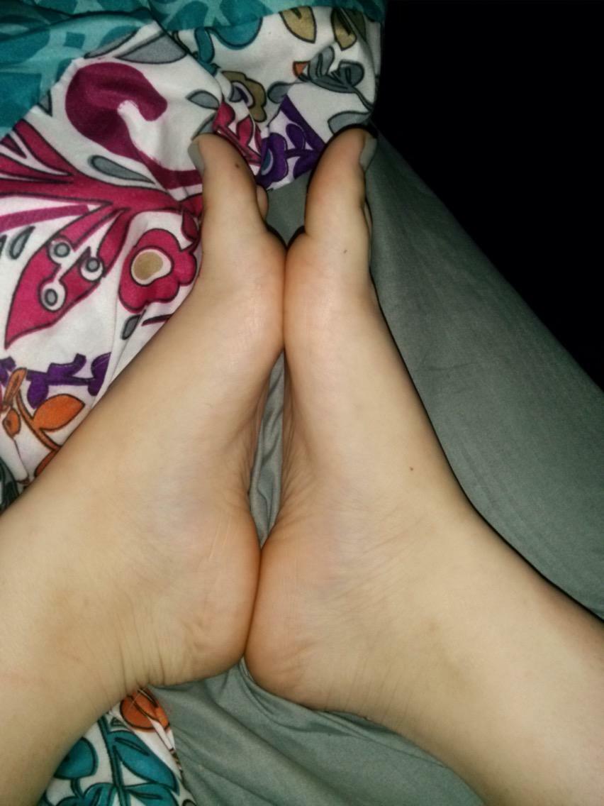 Beautiful feet that demand your worship — 32