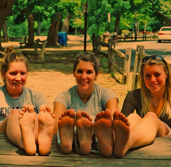 Group Feet — 15