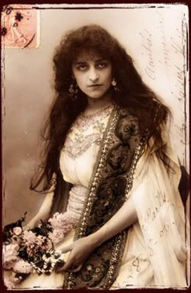 Vintage Gypsy Dancers — 36