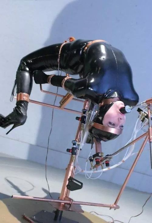 Bondage — 30