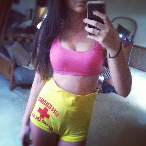 Brunette Sisters — 29