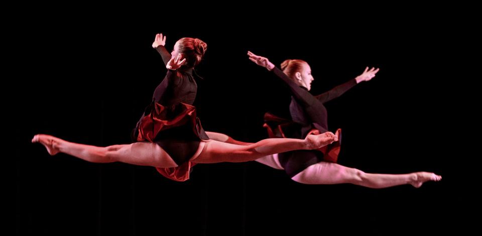 Dancers — 21