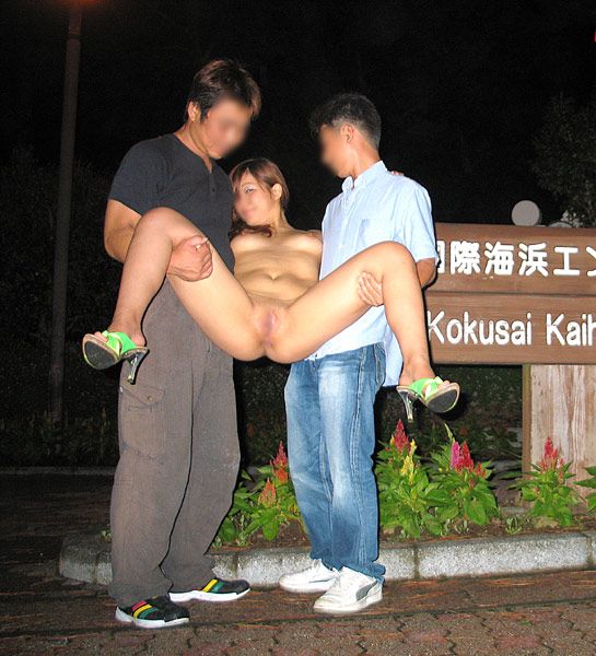 Guys Holding Girls Like This mh — 33