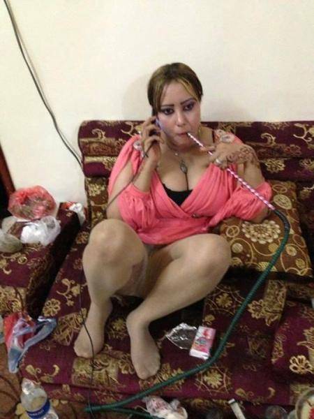 BBW wife from Yemen — 15