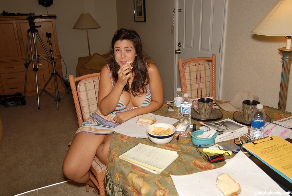 Leigh Dennis behind the scene — 6